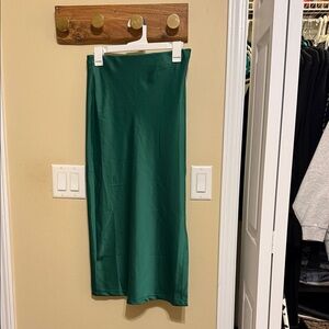 Elegant Green Women's Skirt
